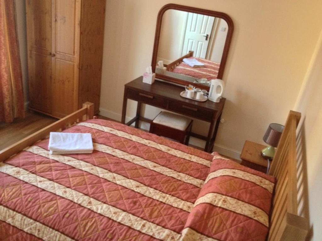 The Dharma Lodge Enfield Habitación foto