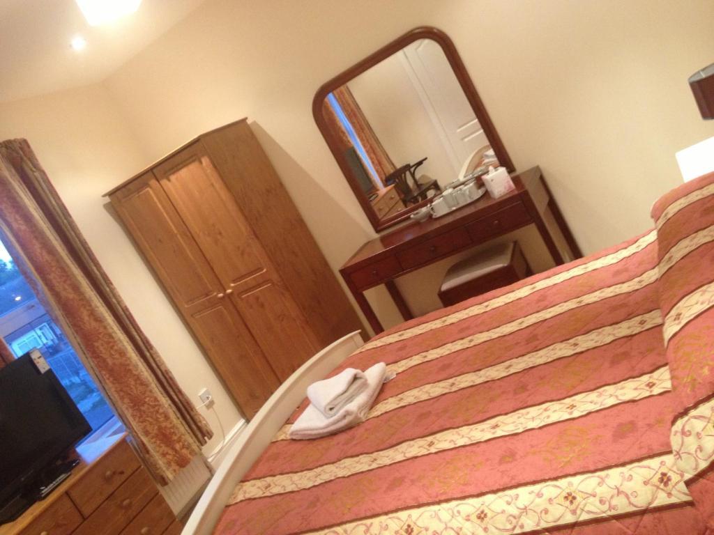 The Dharma Lodge Enfield Habitación foto